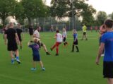 Laatste training S.K.N.W.K. JO9-1 van seizoen 2022-2023 (partijtje tegen de ouders) (147/178)